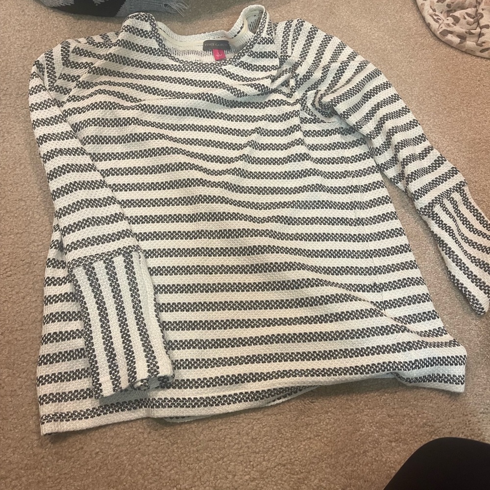 Vince Camuto long sleeve